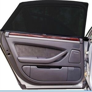 Universal Black Car Side Window Sunshade - Fits Most Vehicles